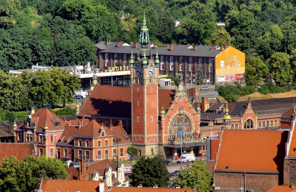 0.2 Gdańsk wikipedia_Główny,_Blick_von_Marienkirche