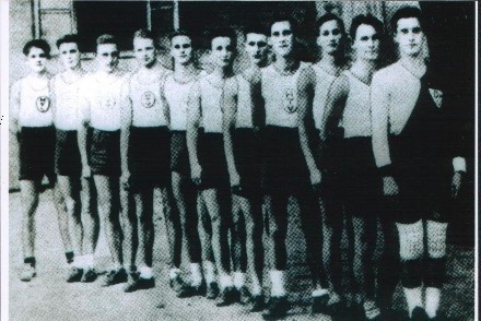 handball1mitglieder-des-hermannstaedter-turnvereins1932